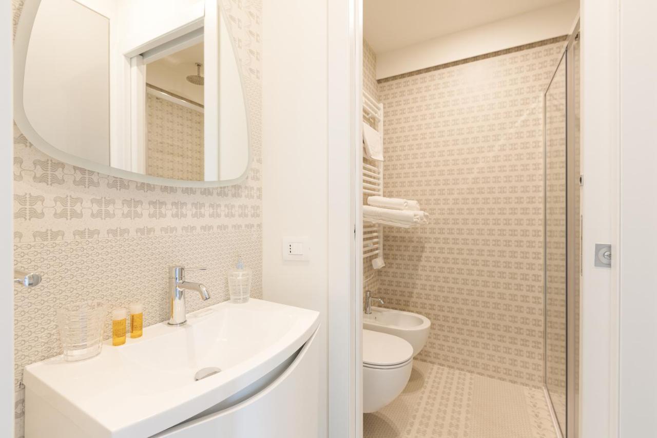 Milano Renovated Studio Apts Extérieur photo