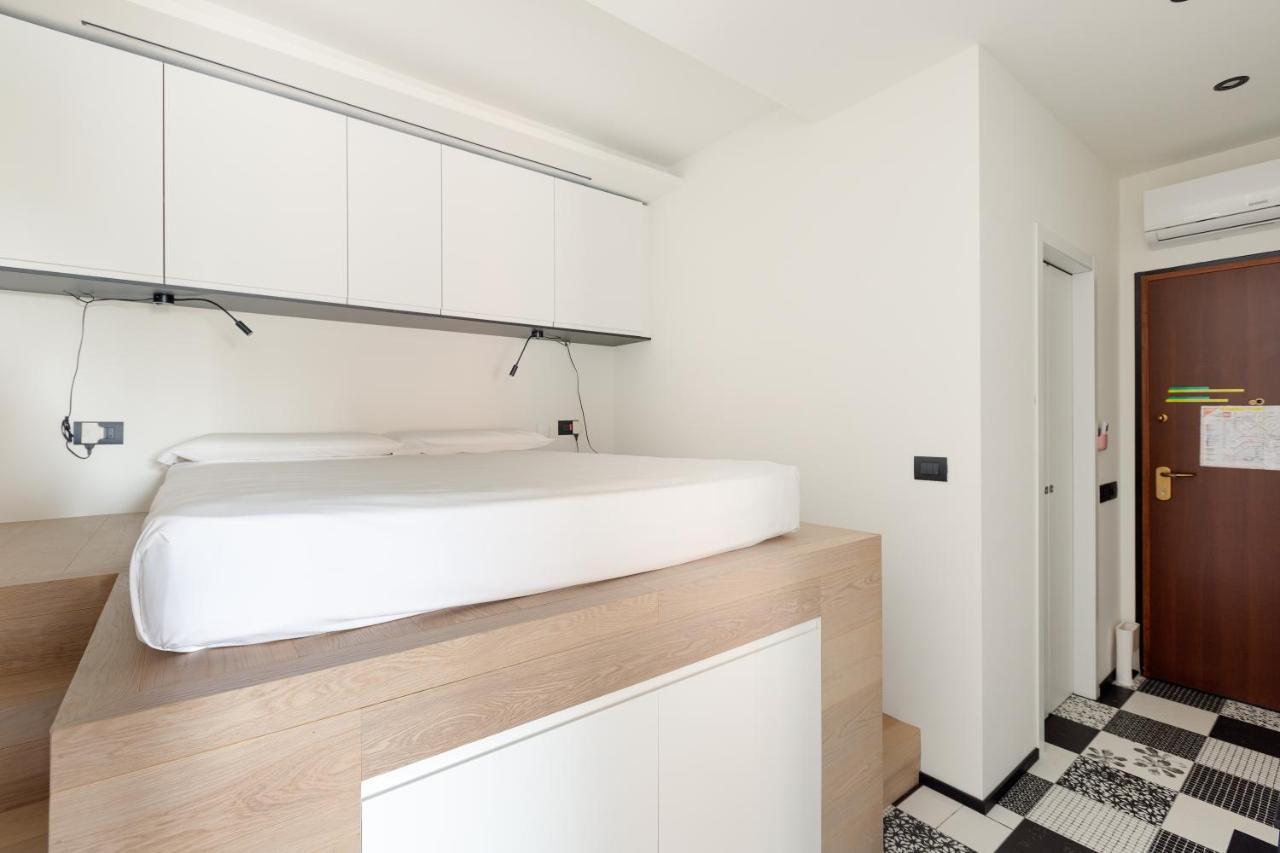Milano Renovated Studio Apts Extérieur photo