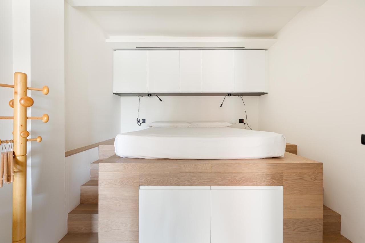 Milano Renovated Studio Apts Extérieur photo